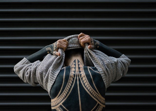 タトゥーを入れてメリットなんて一つも無い