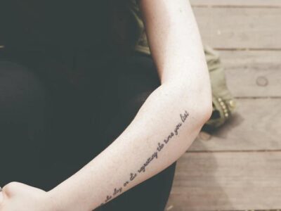 【タトゥー・入れ墨】を入れたことを後悔している人たち