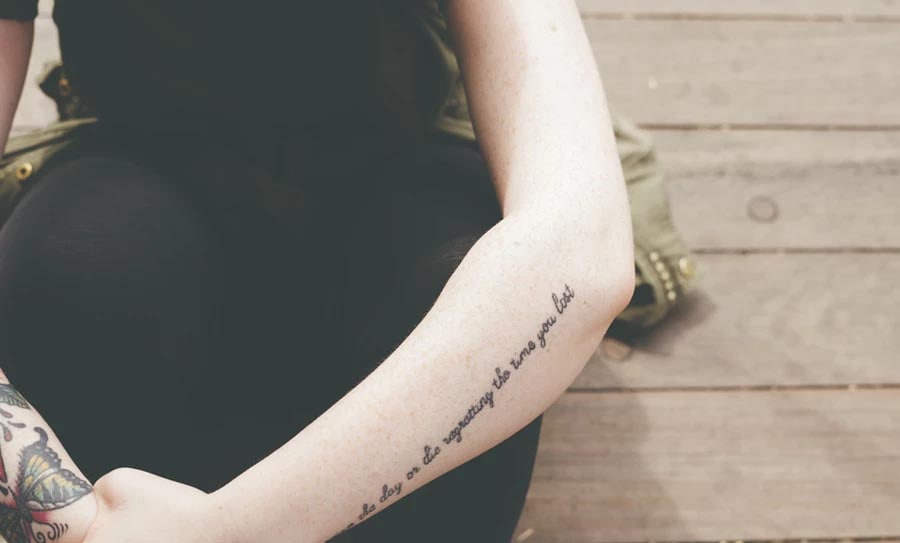 【タトゥー・入れ墨】を入れたことを後悔している人たち